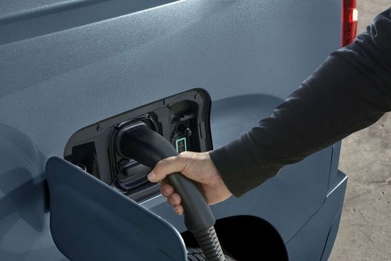 Borne de recharge pour voiture électrique : prix, installation et choix