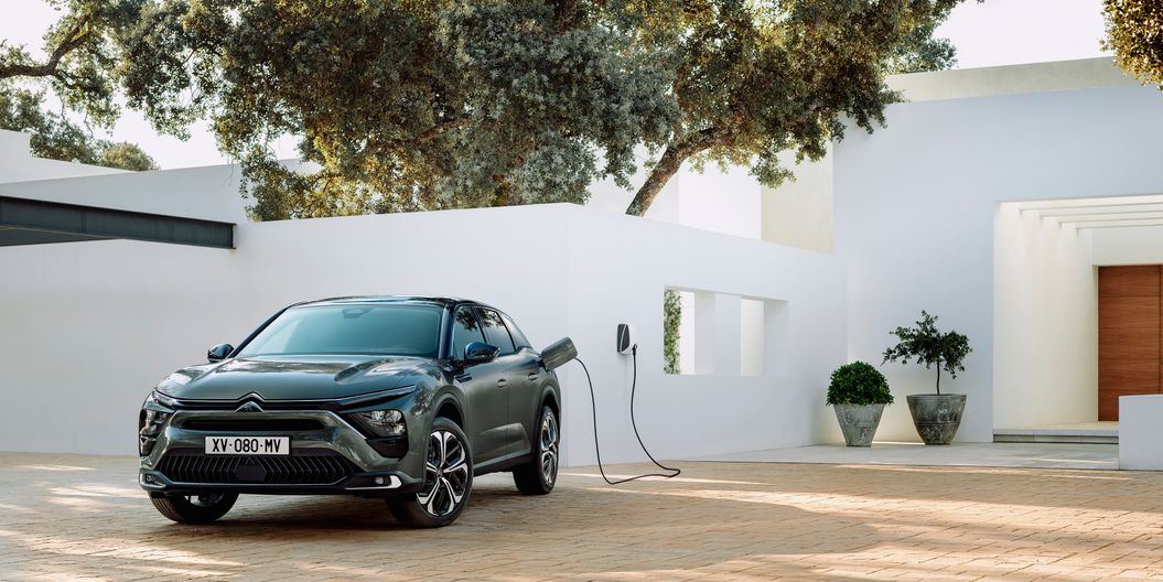 borne recharge domicile voiture electrique
