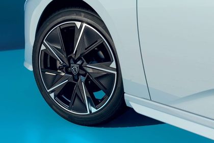 Pneus spéciaux pour voitures électriques