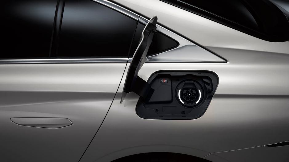 auto elettrica energia pulita